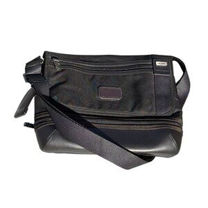 Tumi Alpha Bravo Beale Crossbody – Black/Brown